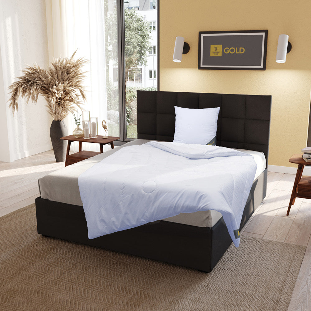 Kamelhaarbettdecke Gold, reiner feinster Kamelhaar Flaum (superentrgrannt) / 100 % Kamelhaar