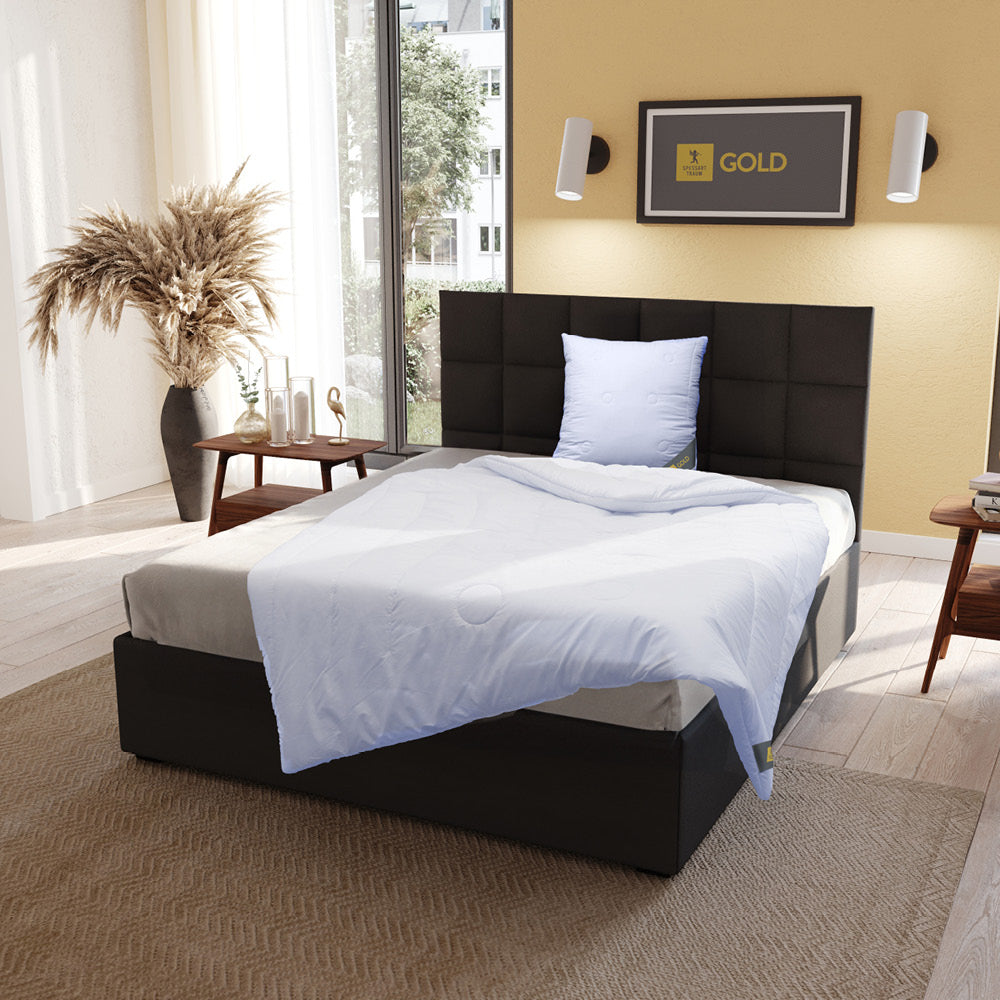 Kamelhaarbettdecke Gold, reiner feinster Kamelhaar Flaum (superentrgrannt) / 100 % Kamelhaar